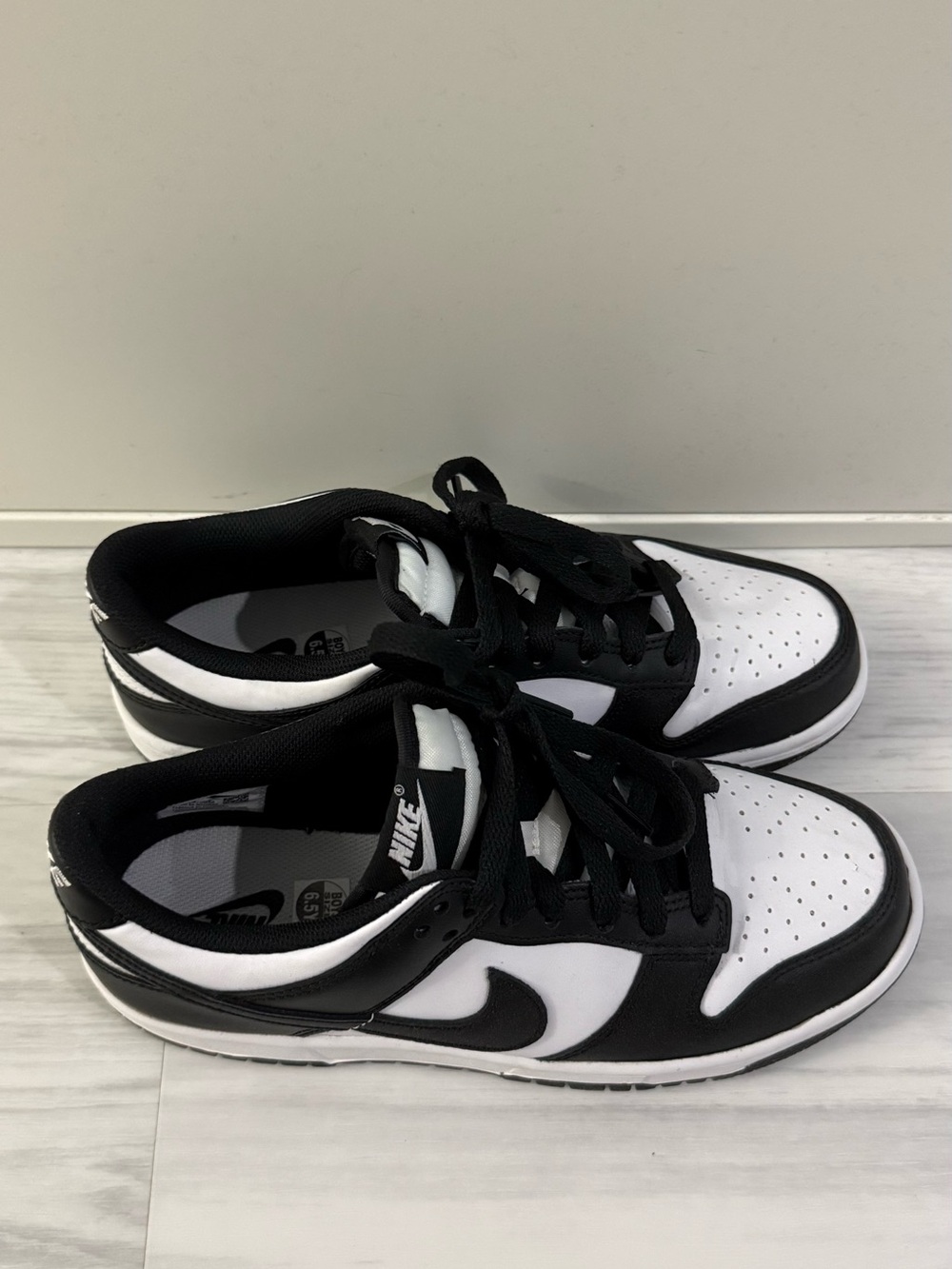 Nike Kids Black and White Low-Top Sneakers